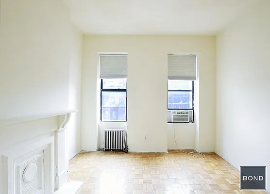 Rented by Bond New York | media 17