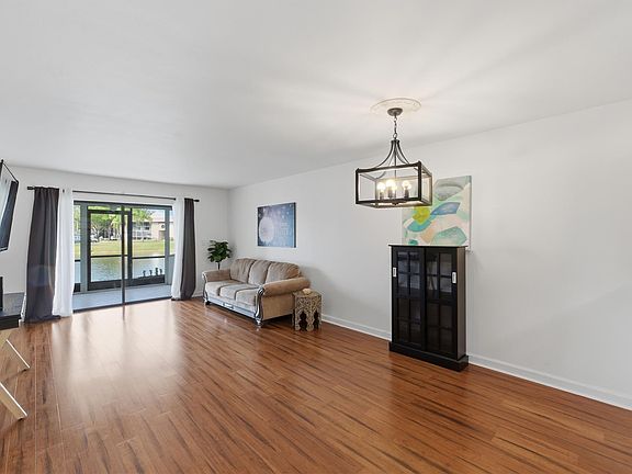 5th image of 9549 W McNab Road #103