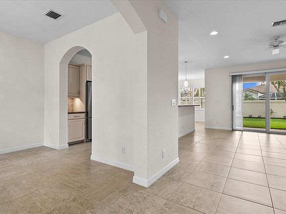 3rd image of 8392 Lyons Ranches Road