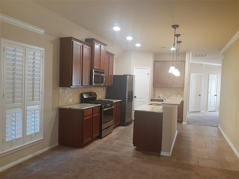 1st image of 13530 Fawn Lily Dr