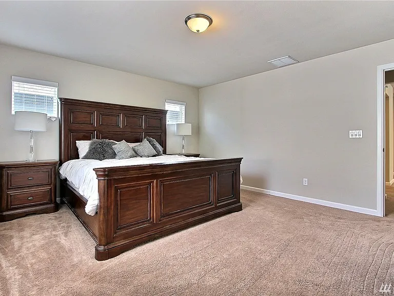 8840 Jayden St NE — Photo 12
