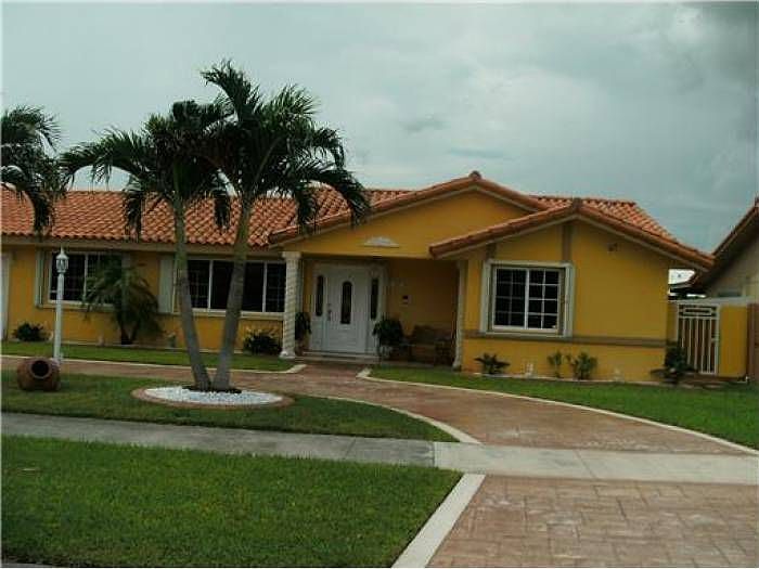 2nd image of 13370 SW 40th St