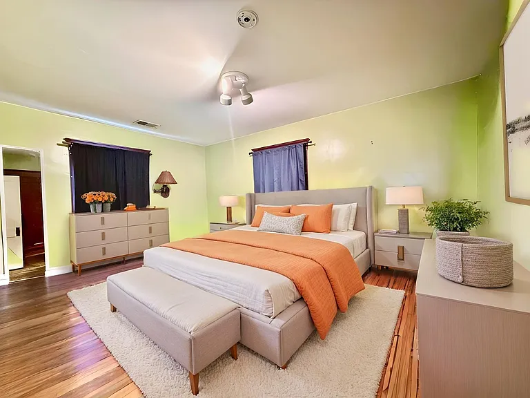 307 Washington St #1 — Photo 4