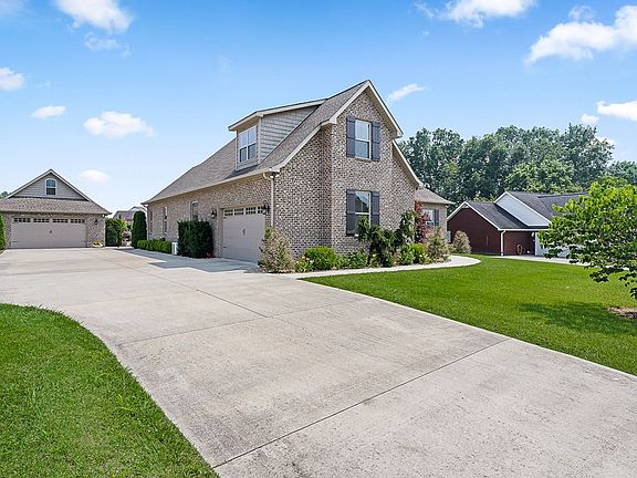 4th image of 116 Helen Pl