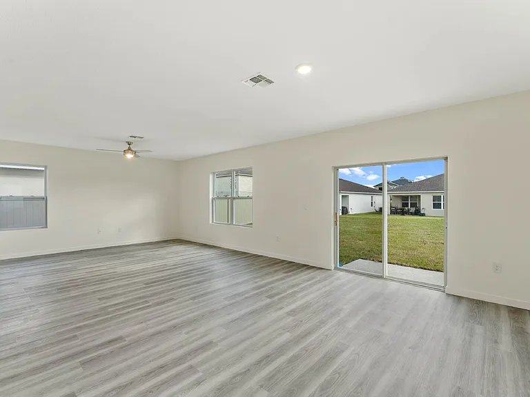 419 Tanis Ave — Photo 7