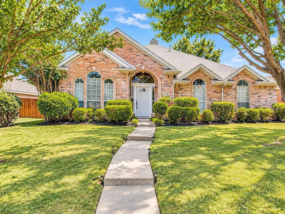 11701 Amber Valley Dr