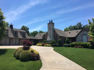 12004 Beau Chalet Dr, Bentonville, AR 72713