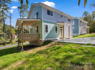 3 Pinnacle View Rd, Asheville, NC 28803