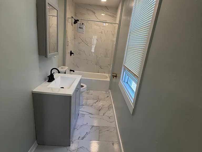 611 Elm St #2 — Photo 1