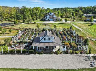 9129 Hollopeter Rd, Leo, IN 46765