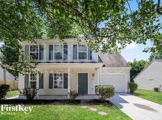 821 Blazingwood Dr, Greensboro, NC 27406