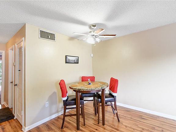 4th image of 4318 Aqua Vista Dr #11-K