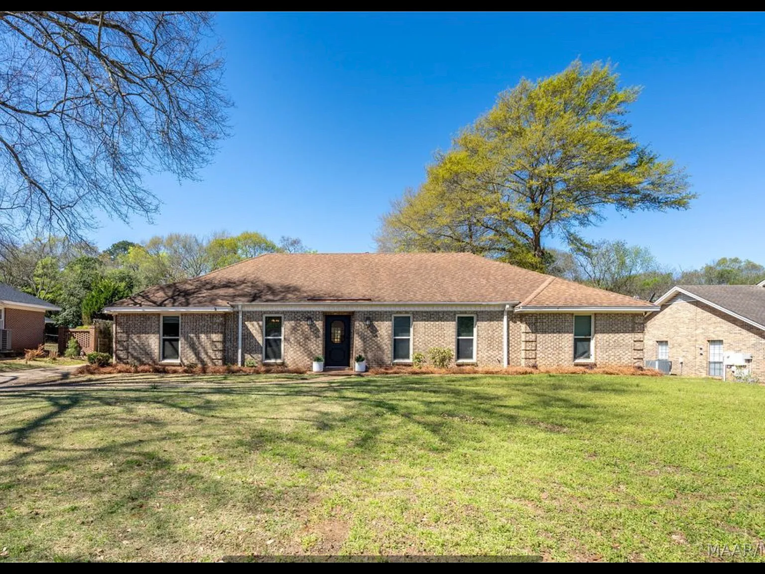 4 bed, 3274 sqft, $2,750 — Photo 2