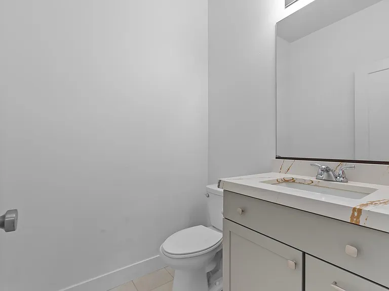 2156 N Wallflower Dr — Photo 8