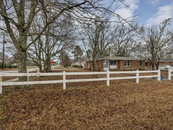 400 Wilson St, Batesburg, SC 29006