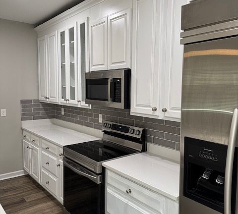 3rd image of 52 Claire Dr SE #B