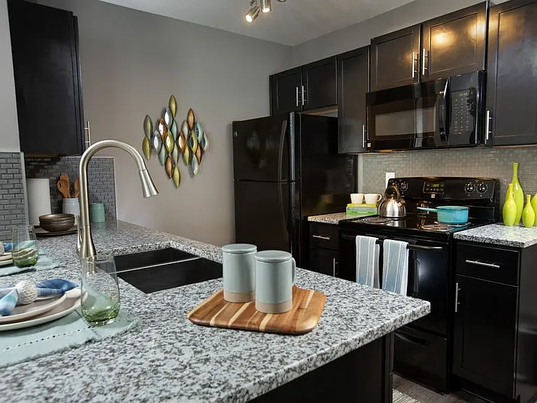 Sunbury Ridge — Photo 1