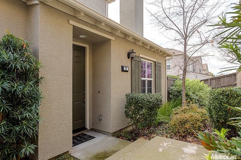 1st image of 35 Villa Gardens Ct #35