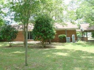 110 NE Rosewood Dr, Albany, GA 31705