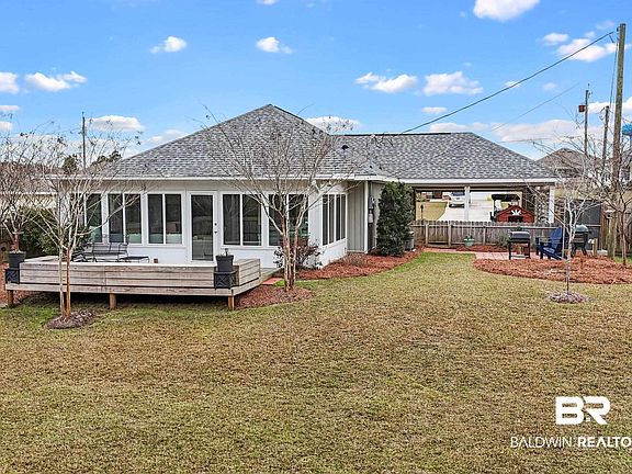 4th image of 3131 Pinewood Cir