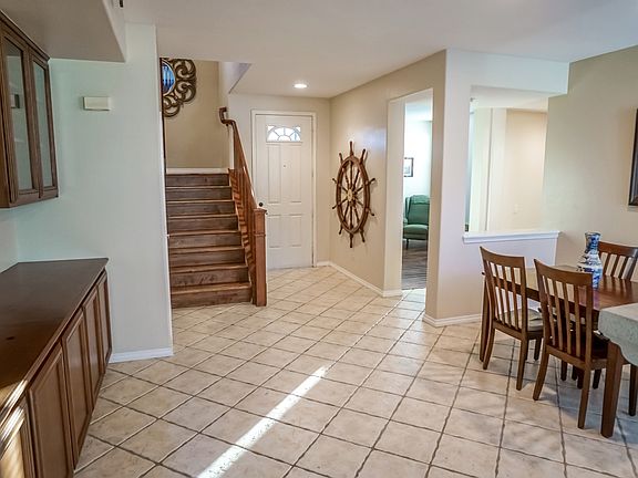 4th image of 26991 Cape Cod Dr