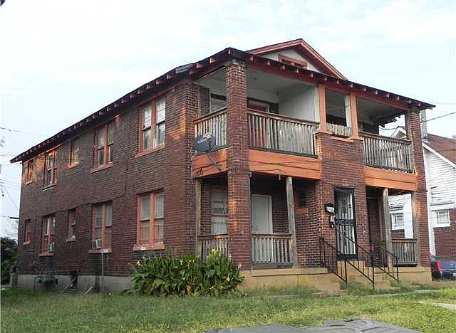 1st image of 224 E Alston Ave