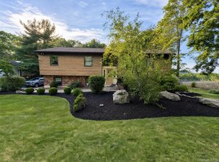 15 Arlington Dr, Monroe, NY 10950