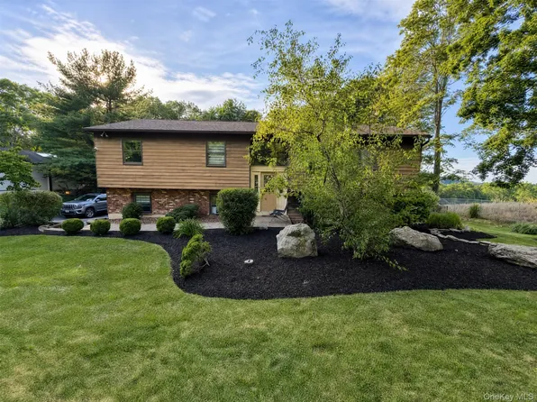 15 Arlington Drive, Monroe, NY 10950