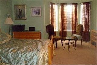 5th image of 450 Pine Lake Cir
