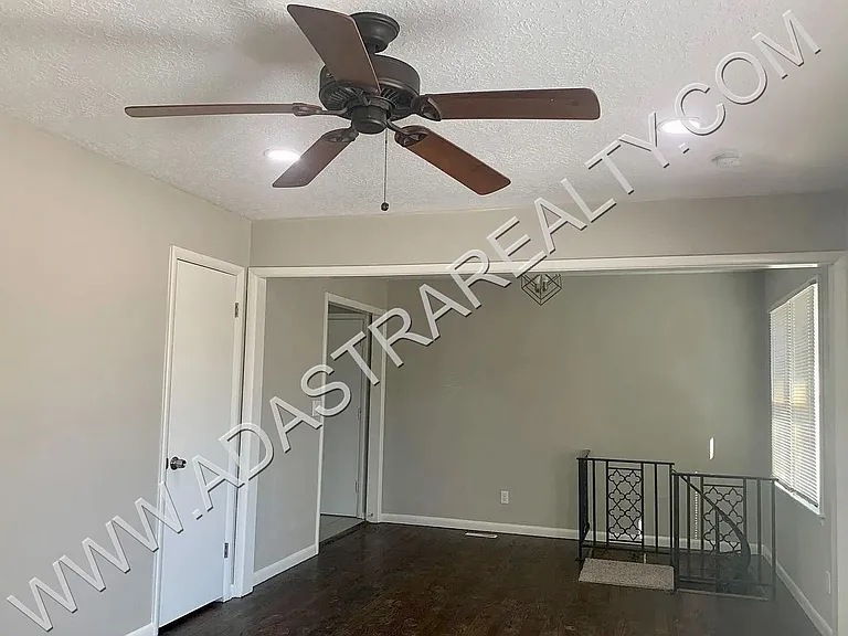 6200 Northern Ave — Photo 3