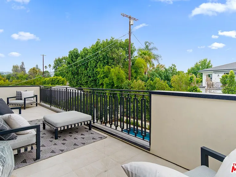 5041 Noeline Ave — Photo 37
