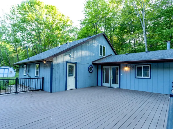 14351 95th Ave, Rodney, MI 49342