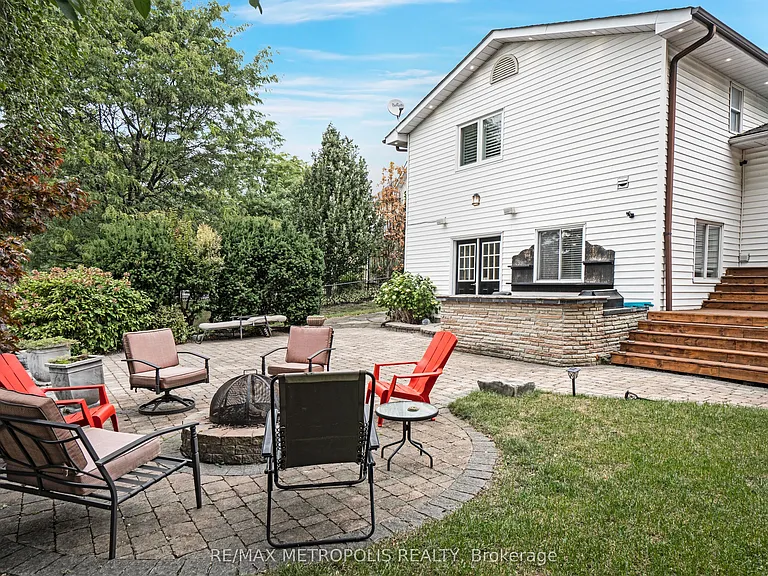 1872 Appleview Rd #MAIN — Photo 20