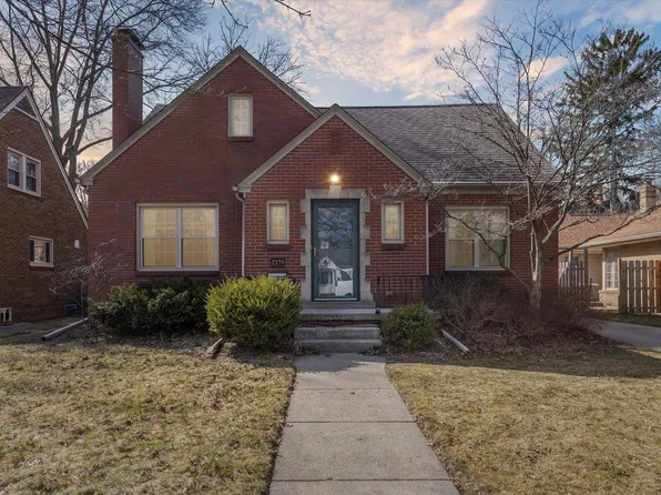 2231 Delaware Blvd, Saginaw, MI 48602