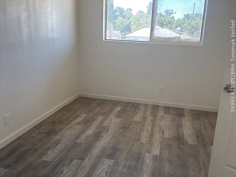 2641 Niles St #4 — Photo 6