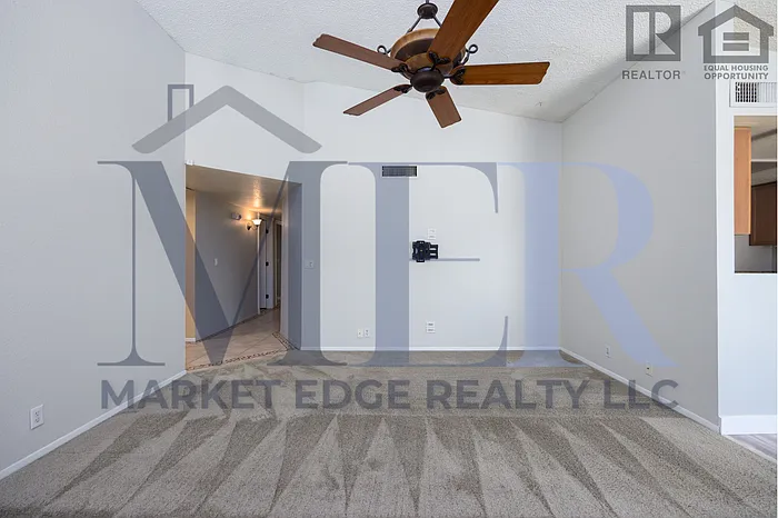 425 E Marco Polo Rd — Photo 9