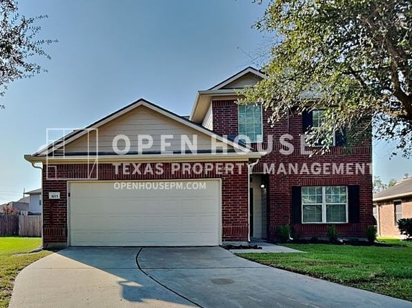 5015 Mossy Bridge Dr