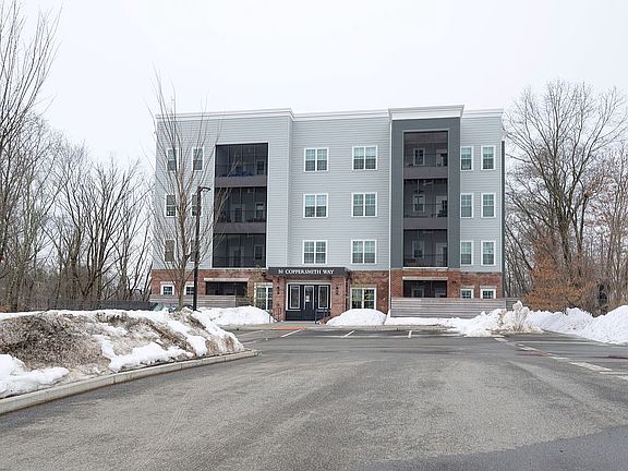 5th image of 50 Coppersmith Way #302