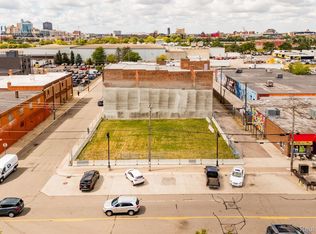 2701 Russell St, Detroit, MI 48207