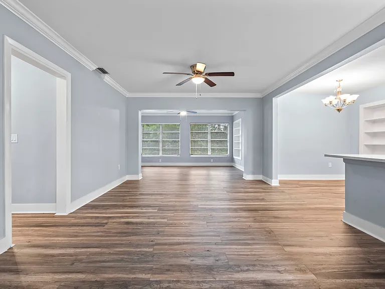 2192 Belmar Dr — Photo 2