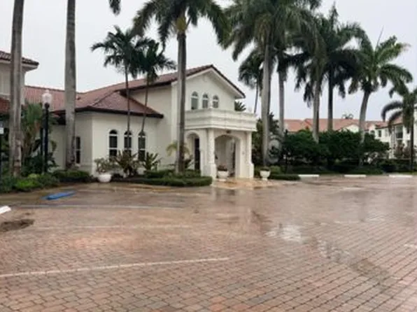 819 Villa Cir, Boynton Beach, FL