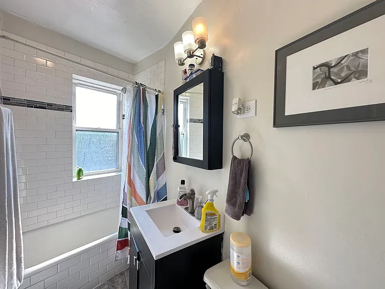 1415 W Hutchinson St #4 — Photo 18
