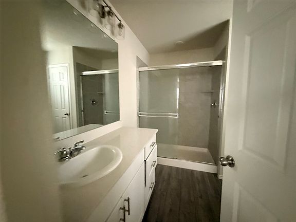 4th image of 5425 Calla Rd