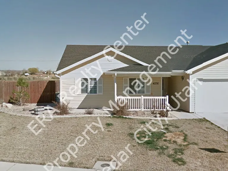 4276 W 300 N — Photo 1