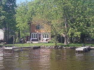 4301 Riverside Rd, Waterford, WI 53185