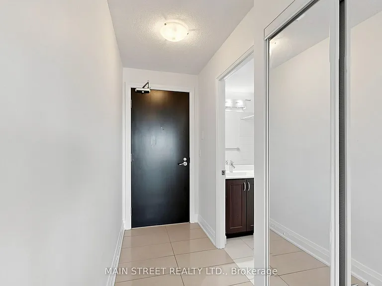 30 N Park Rd #506 — Photo 28