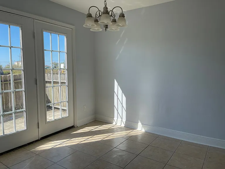 4854 Pontchartrain Dr #2 — Photo 10