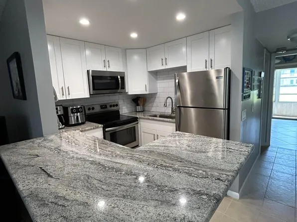 377 Tilford R #R, Deerfield Beach, FL 33442