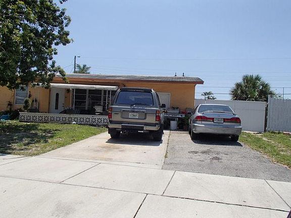 2nd image of 1140 NE 23rd Ct