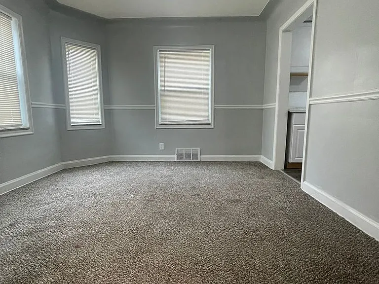 5751 Nottingham Rd — Photo 5